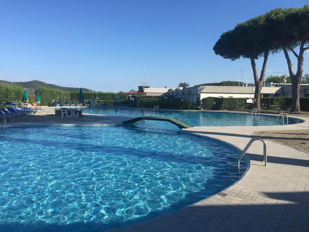 Aviotel Residence Marina di Campo Exteriör bild