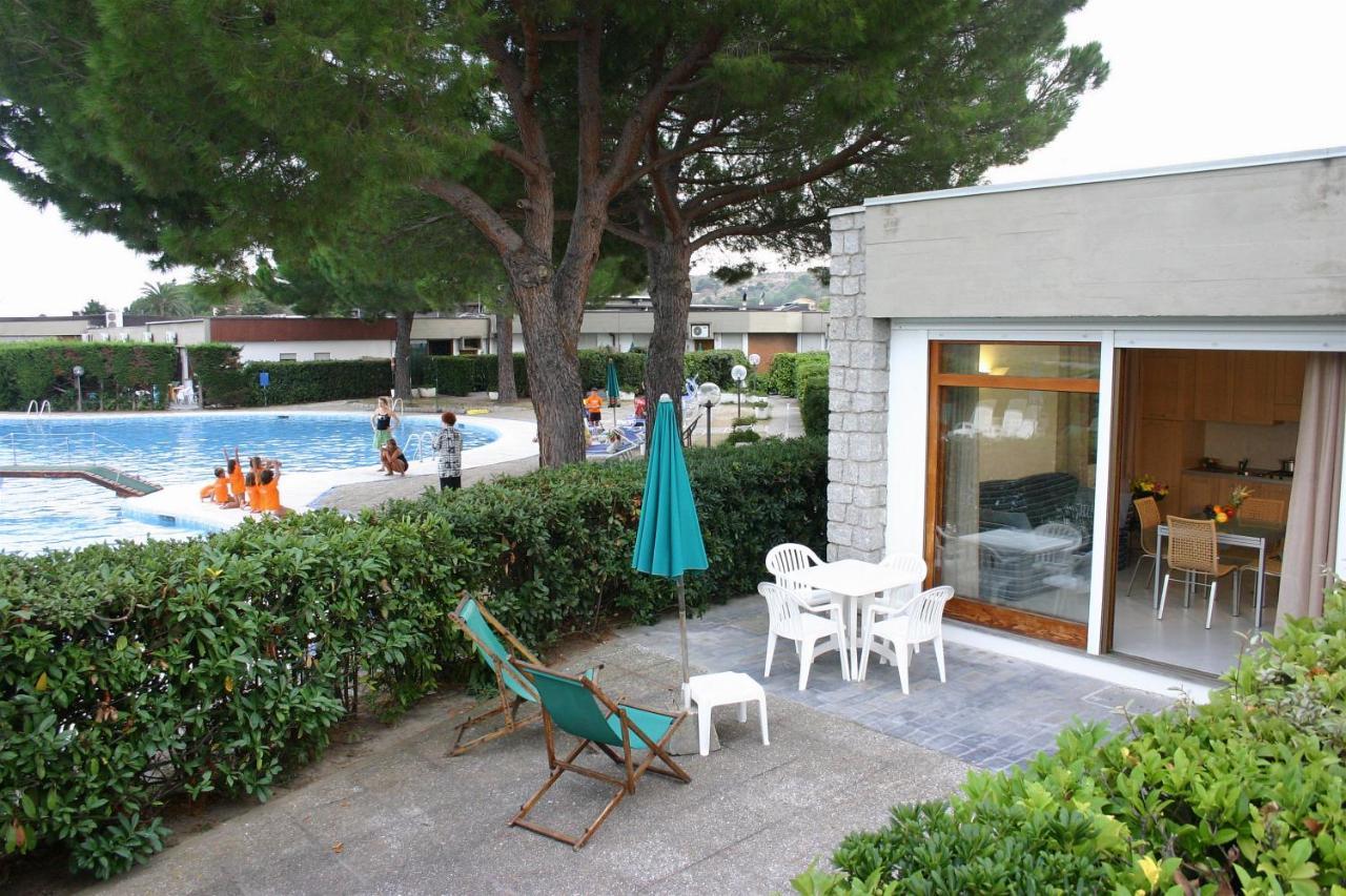 Aviotel Residence Marina di Campo Exteriör bild
